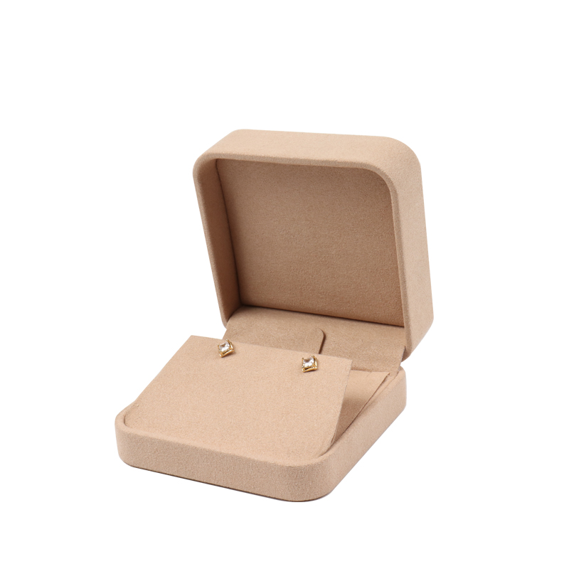 Microfiber Square Jewelry Box for Two Necklace Pendants Microfiber square jewelry box with cuts designed to hold two necklace pendants.